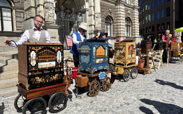 FOTO: Liberecký flašinetář je zpět. Podívejte se na fotky z prvního dne festivalu