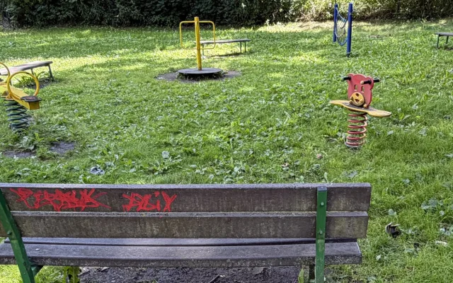 Strážníci se pustí do proměny dětského hřiště, chtějí oslovit i veřejnost