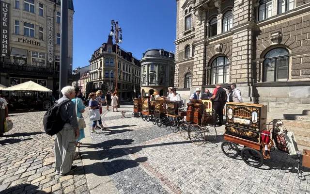 FOTO: Liberecký flašinetář je zpět. Podívejte se na fotky z prvního dne festivalu