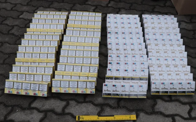 Tři roky natvrdo za kufr auta plný cigaret? Cizinec na hranicích narazil na hlídku