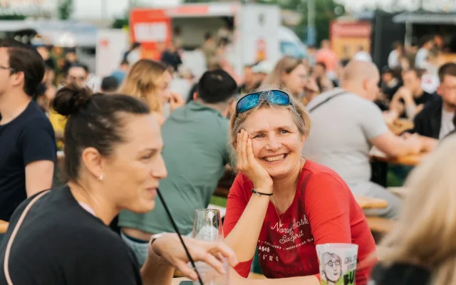 Burgery znovu ovládnou Liberec. U Géčka vás čeká víkend plný street foodu