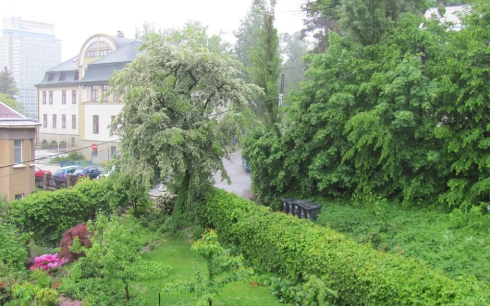 Vytrvalý déšť stále neustává.