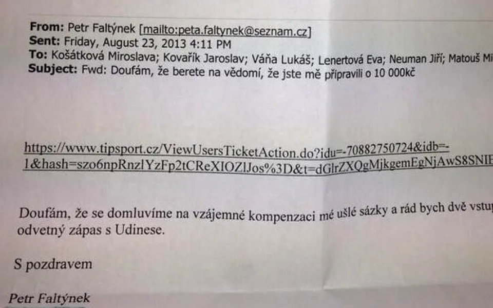 Sázkař žádá Slovan o volné vstupenky na utkání. Reprofoto: Twitter