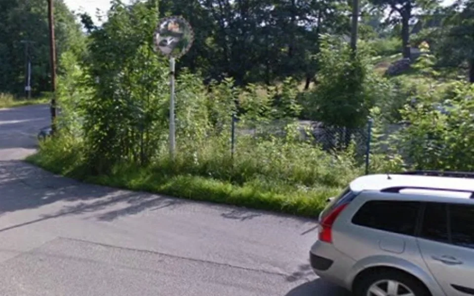 Zrcadlo je pryč. Foto: Google.cz