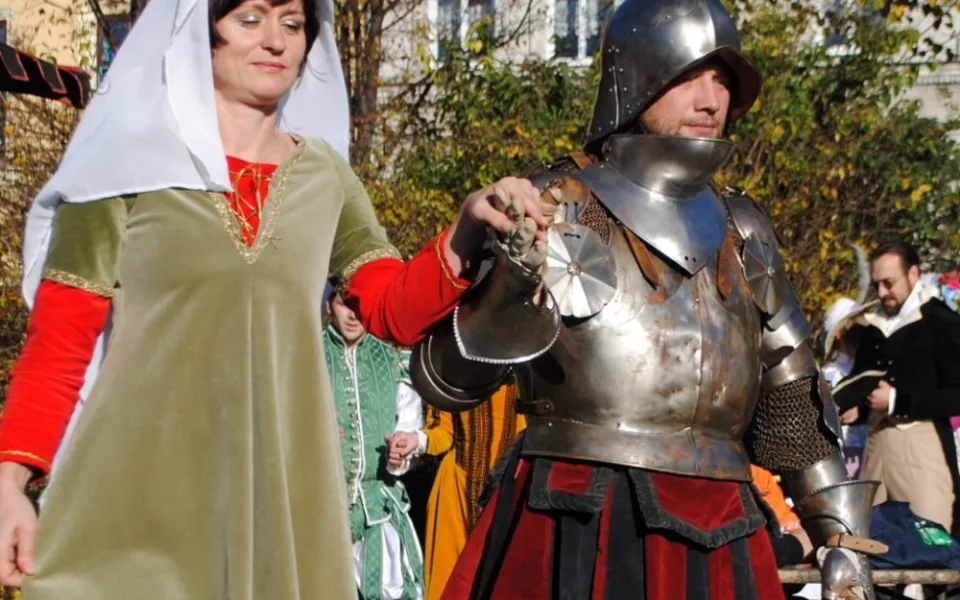 Tuhle módu nosili ve středověku