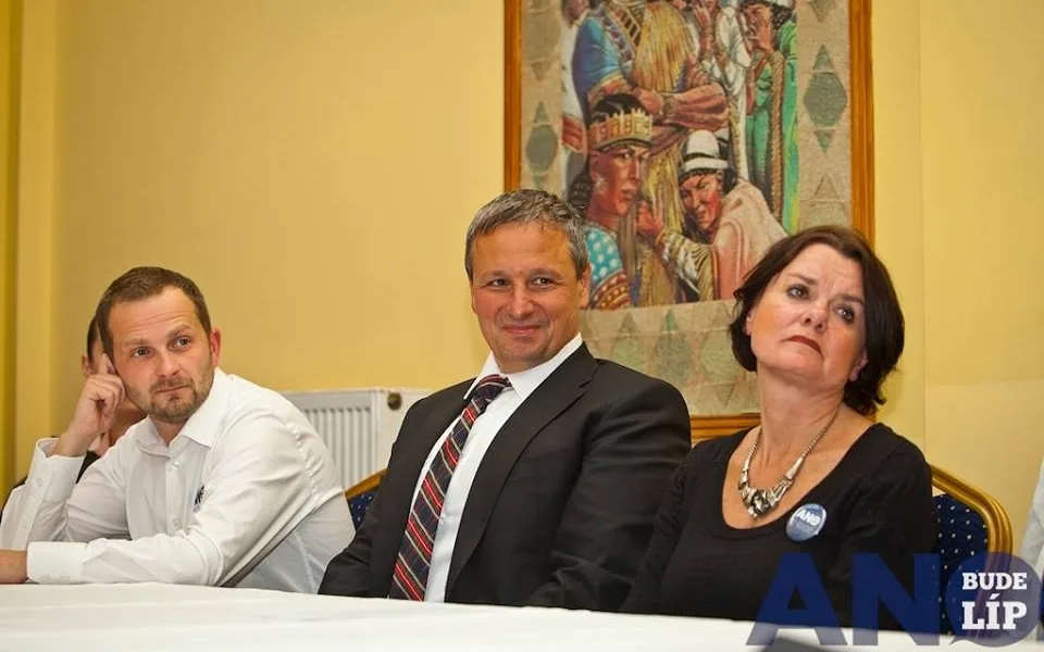 Martin Komárek (uprostřed snímku)