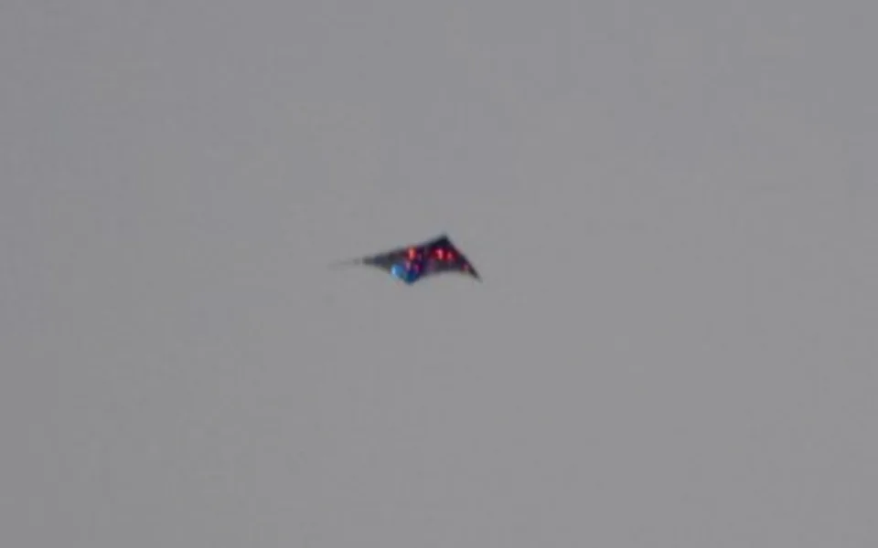 UFO? Ne, jen drak s LED diodami. Foto: Projekt Záře