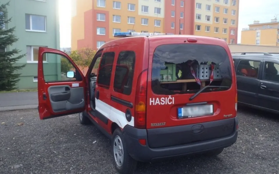 Vykradené auto hasičů. Foto: HZSLK