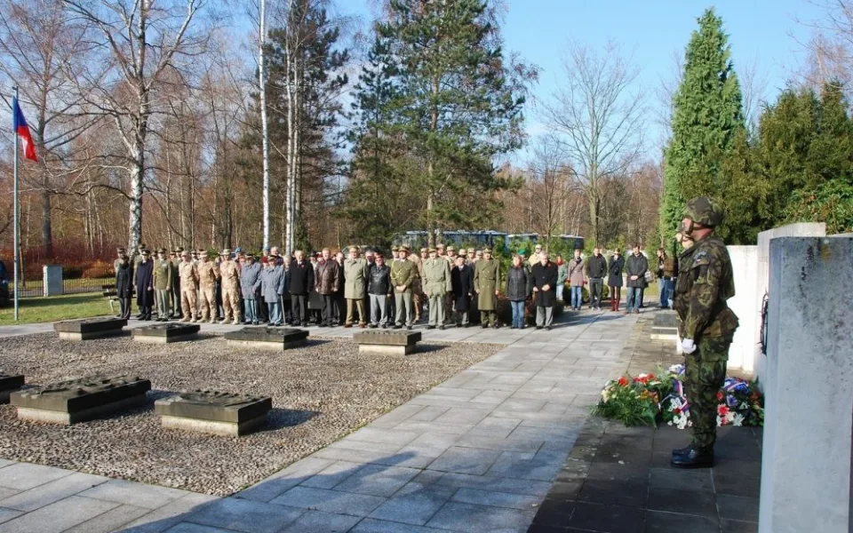 Den válečných veteránů na ruprechtickém vojenském hřbitově. Foto: legionar.org