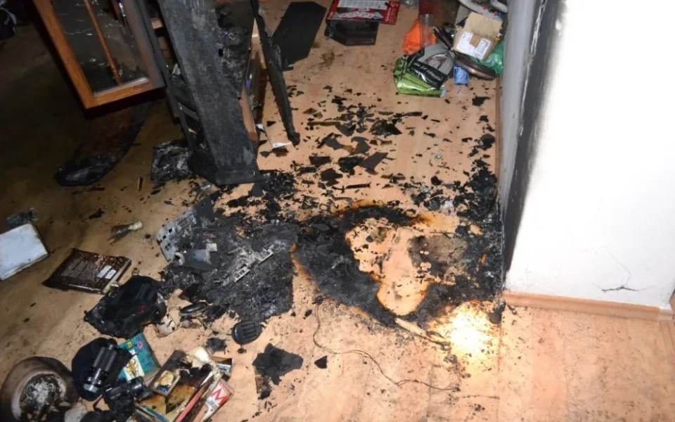 Požár napáchal půlmilionovou škodu. Foto: HZSLK