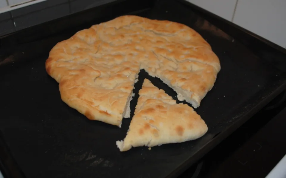 Focaccia vytažená z trouby