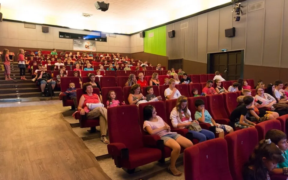 Kino se naplnilo třeba během místních slavností. Foto: Hejnice