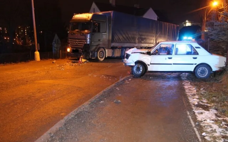 Škodovka je po nehodě na odpis. Foto: Policie ČR