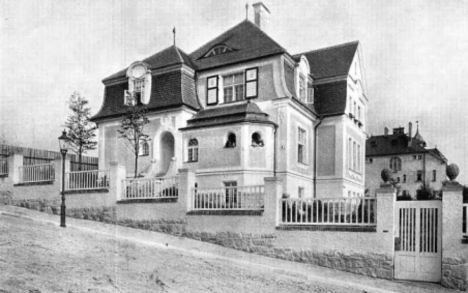Historická fotografie vily. Foto: liberec-reichenberg.net