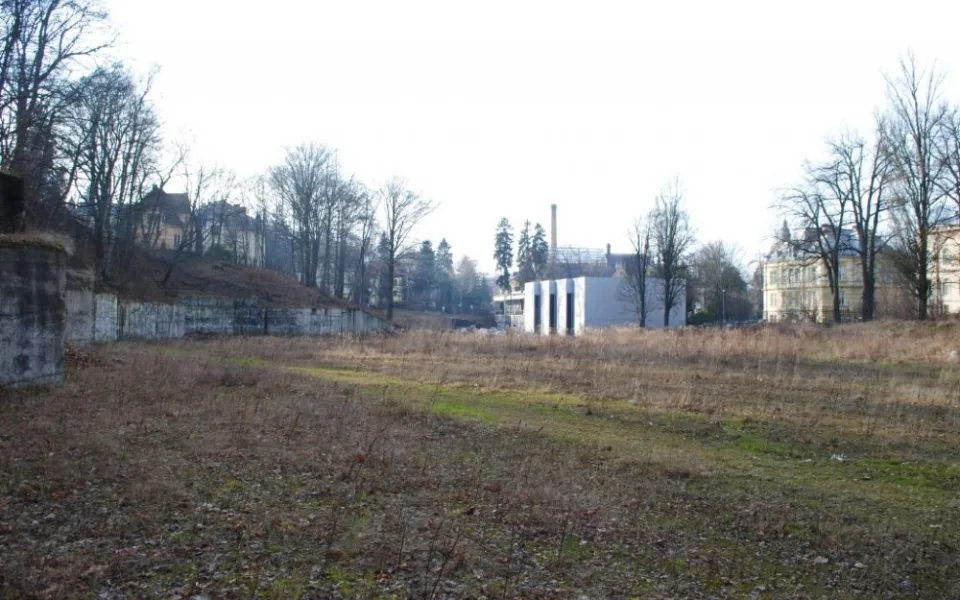 Tady by mělo vyrůst šest domů se 112 byty