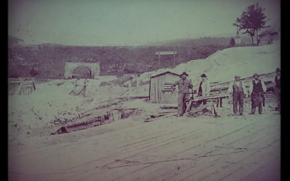 Stavba přehrady v roce 1904