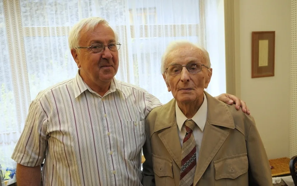 Antonín Černý se synem. Foto: Jan Král