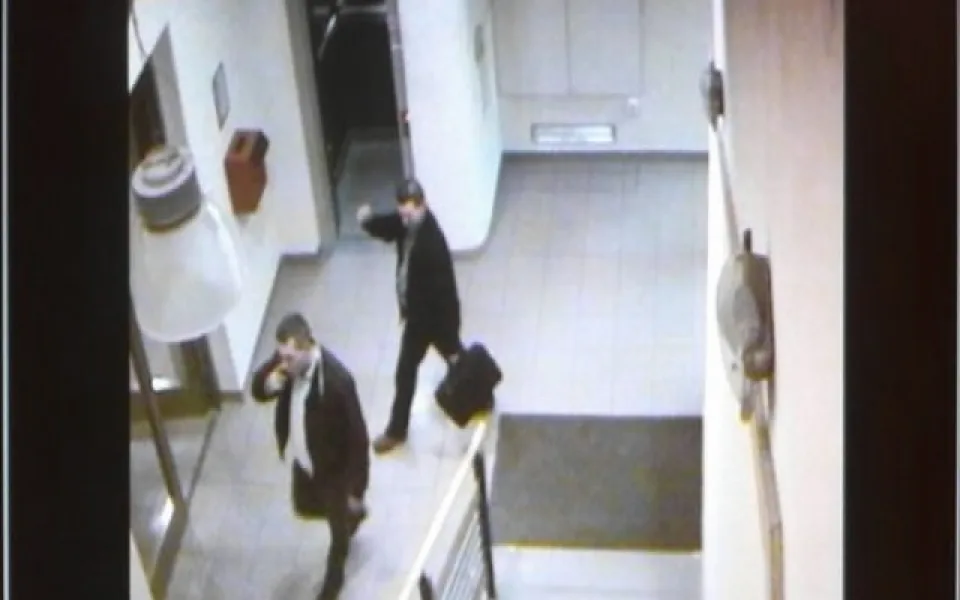 Poznáváte je? Tahle dvojice možná vykradla tři firmy v Liberci. Foto: Policie ČR