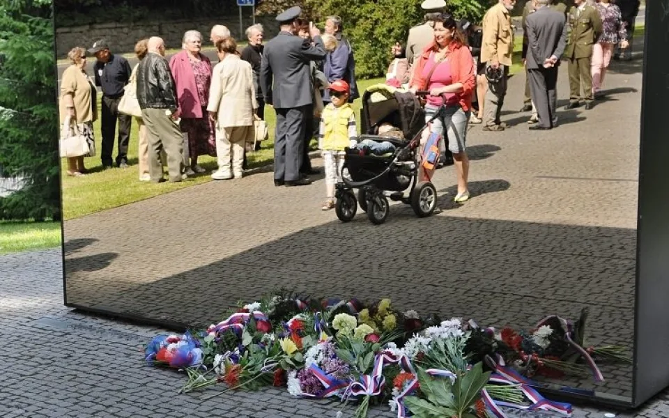 Pátek ve znamení vzpomínky na oběti politických procesů 50. let. Foto: Jan Král