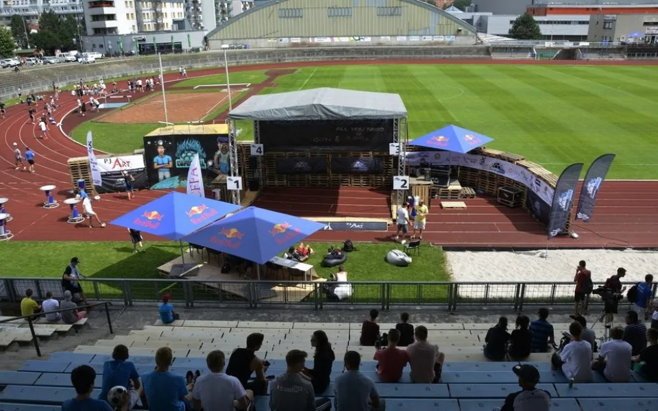 Super Ball 2014 – Otevřené Mistrovství světa ve freestyle fotbalu