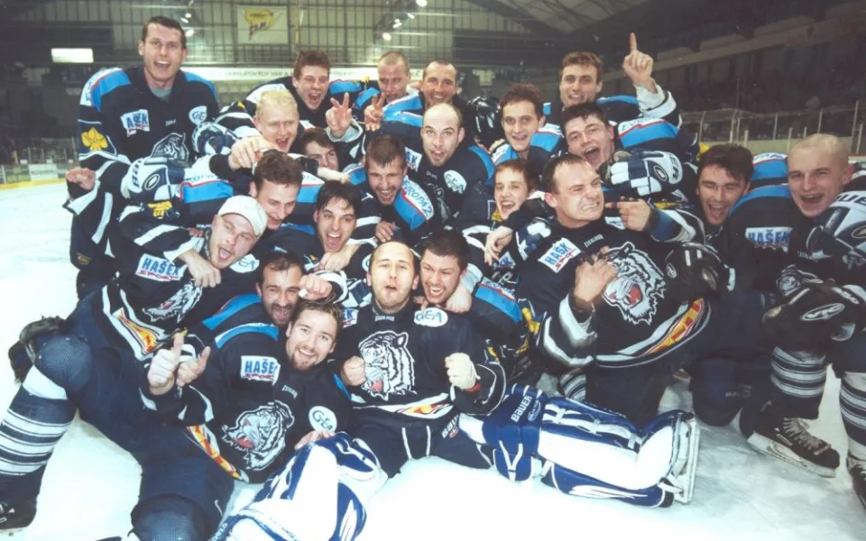 2002 postup do extraligy