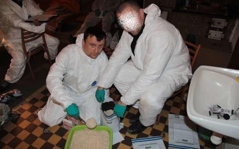 Policisté při ohledání. Foto: PČR