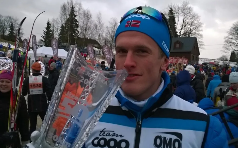 Norský běžec na lyžích Morten Eide Pedersen - vítěz. Foto: B. Daníčková