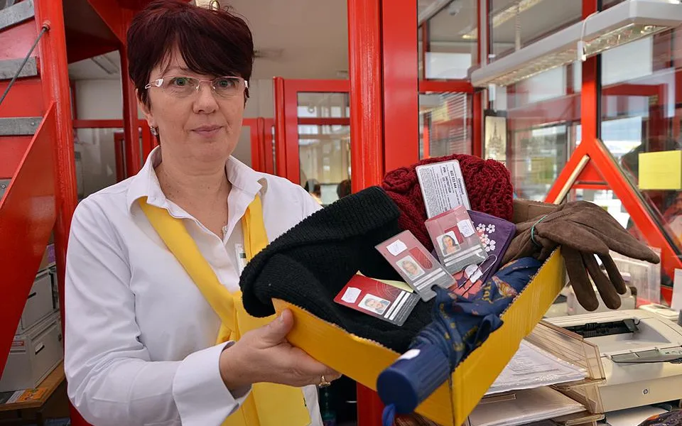Ve ztrátách a nálezech končí měsíčně až 100 věcí. Foto: Tadeáš Turnovský