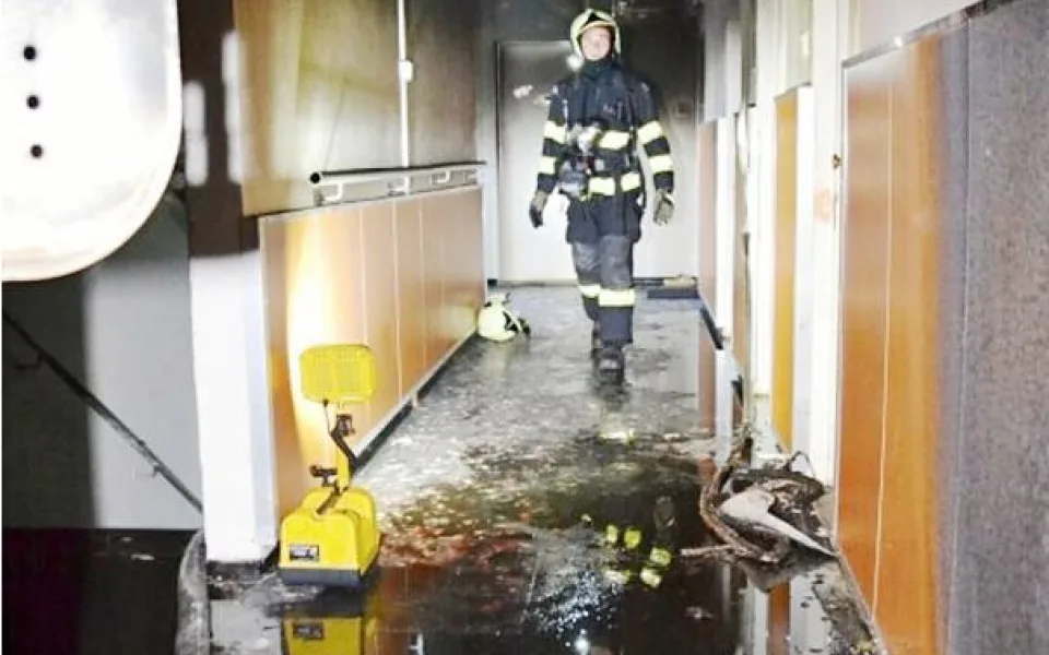 Takhle vypadala většina domů po jeho řádění. Foto: HZSLK