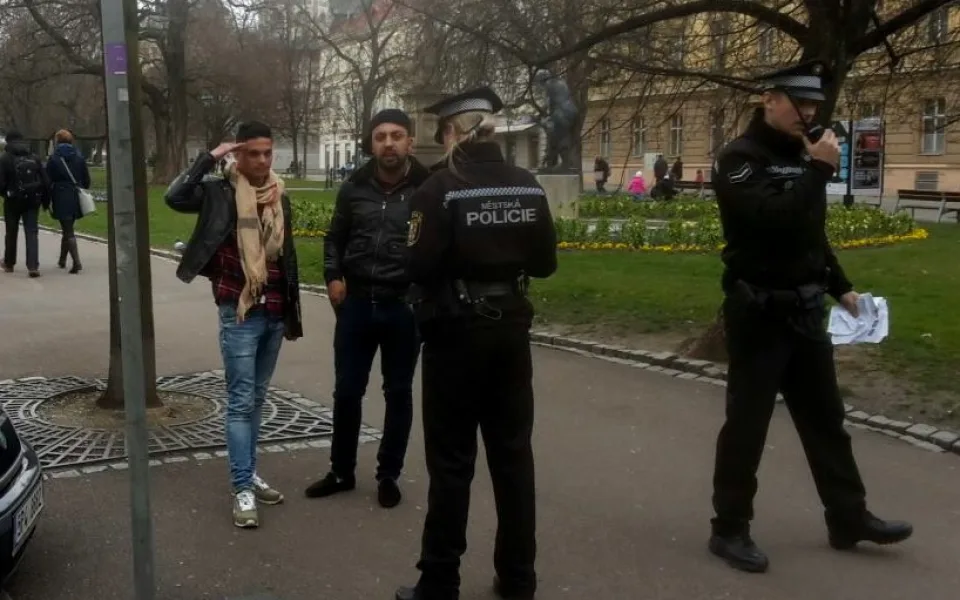 Fotografie podvodníků z Plzně. Foto: Krimi-plzen.cz