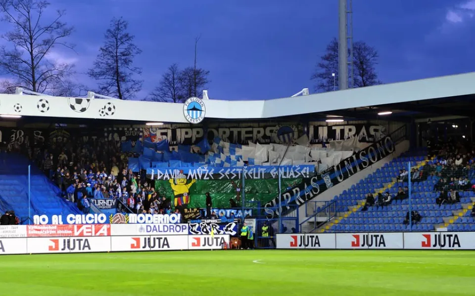 Fanoušci Slovanu. Foto: Jaroslav Appeltauer