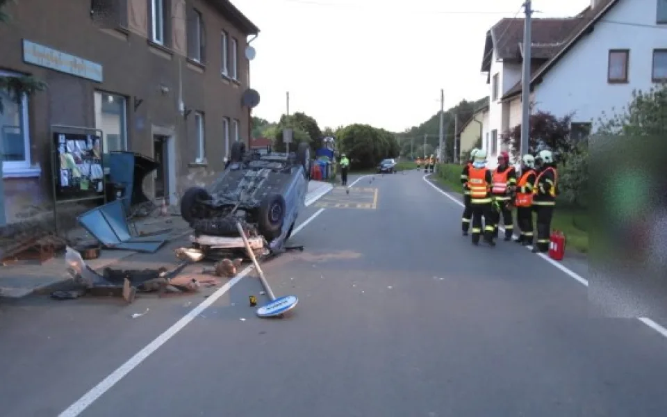 Nehoda ve Vísce. Foto: Policie ČR