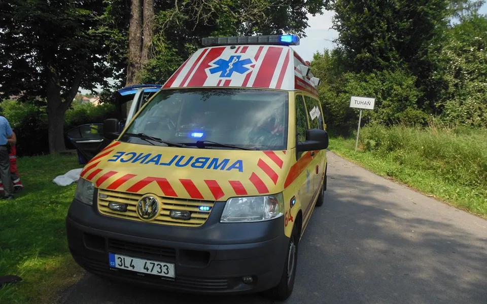Nehoda u Tuhaně. Foto: ZZS LK