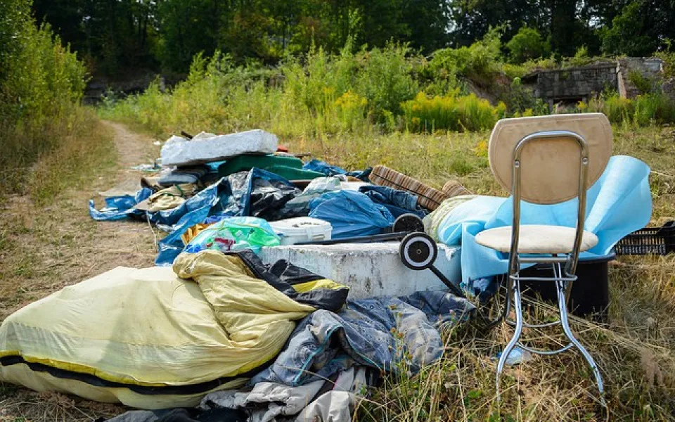 25 tun odpadků. Dobrovolníci vyčistili areál po Textilaně. Foto: Jan Král
