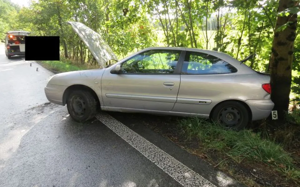 Nehoda na frýdlantsku. Foto: Policie ČR