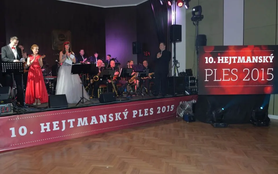 Benefiční hejtmanský ples