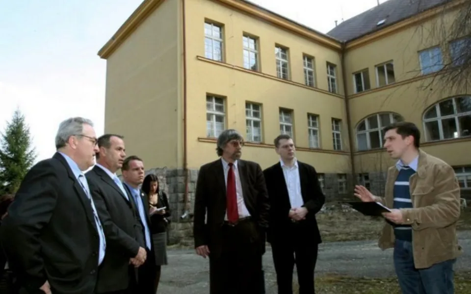 Bývalé vedení kraje plánovalo v bývalé porodnici hospic