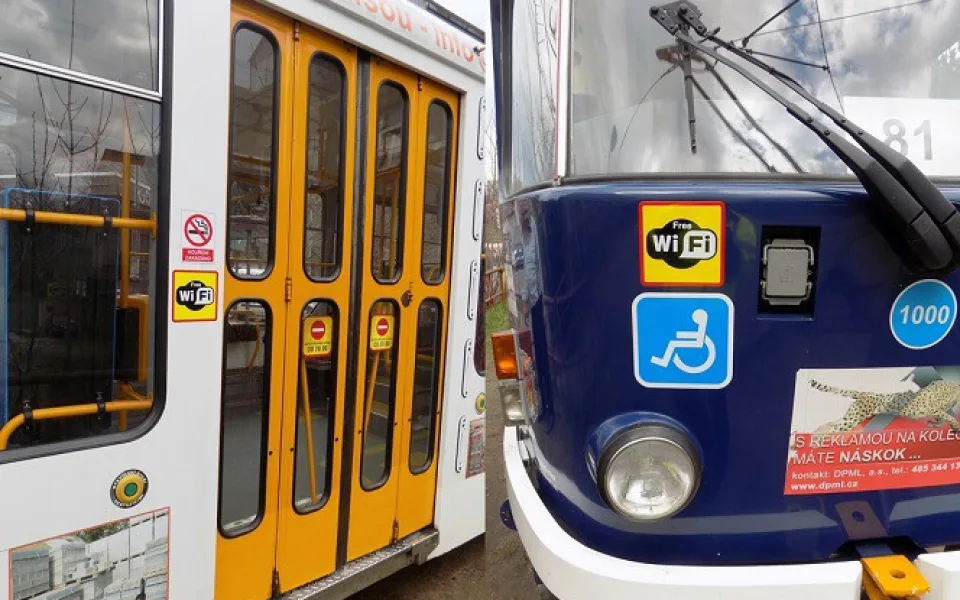 Dopravní podnik testuje pokrytí internetem v tramvajích na lince číslo 11