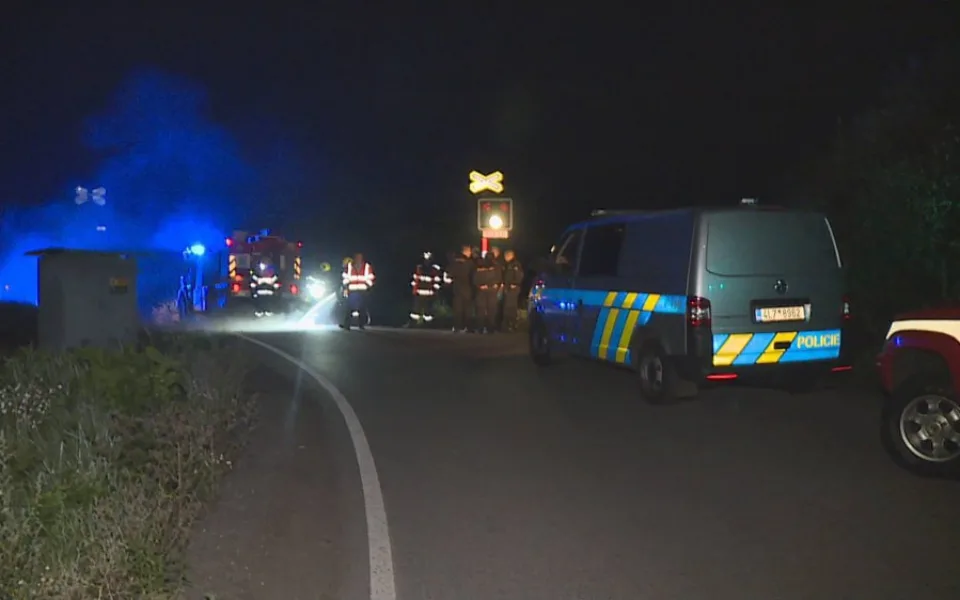 Tragická nehoda ve Višňové. Mladík se rozhodl ukončit život skokem pod vlak