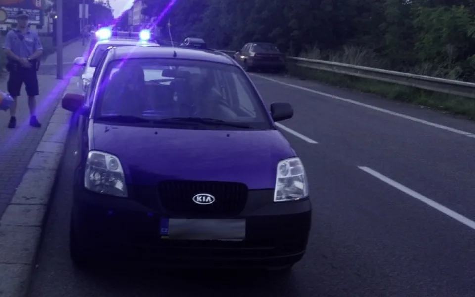 Jízda bez řidičáku není pro ženu z Liberce cizí. Tentokrát vezla i své šestileté dítě