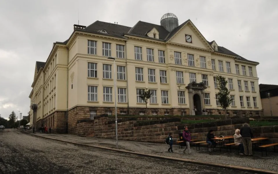 Zrekonstruované centrum Lomnice nad Popelkou