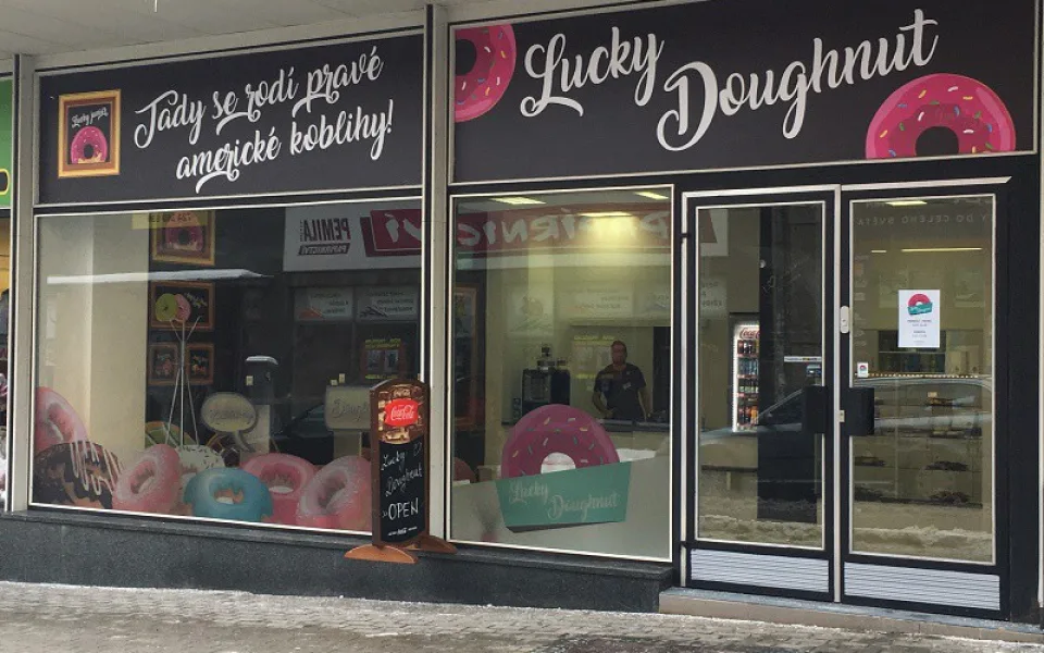 Trochu jiné koblihy. Pravé americké  doughnuty už si dáte i v Liberci