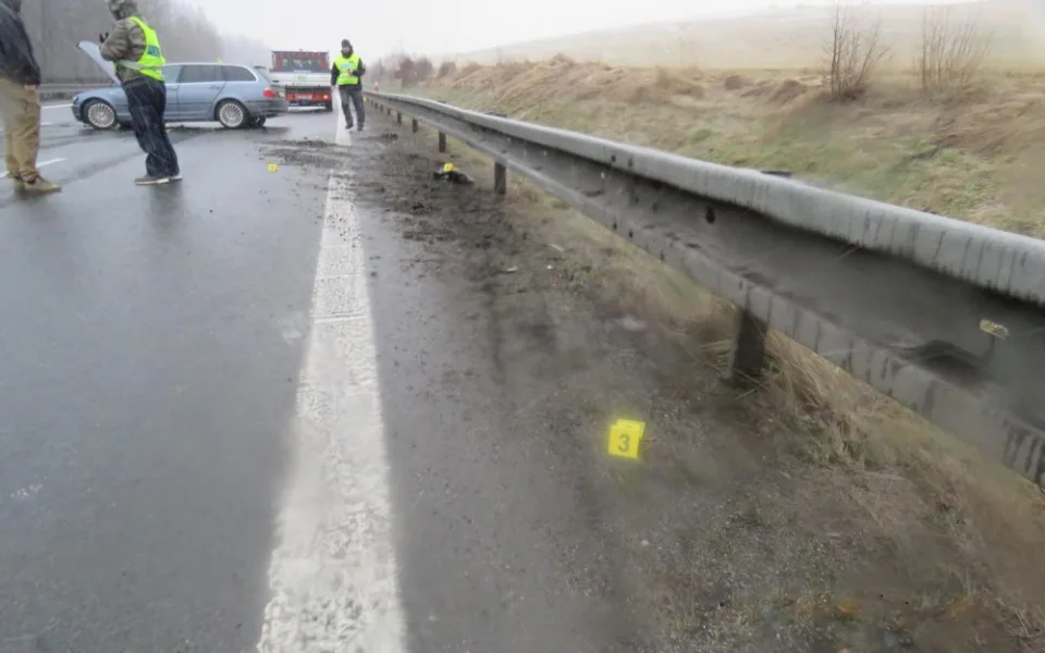 Muž ujížděl před policisty.