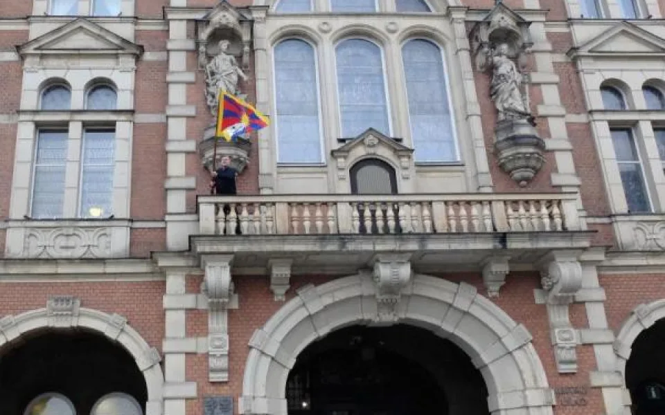 Ve Frýdlantu vyvěšují vlajku pro Tibet pravidelně od roku 2009