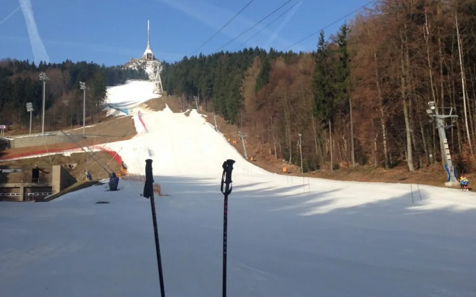 Sníh mizí i na horách, areály mají za sebou většinou poslední víkend