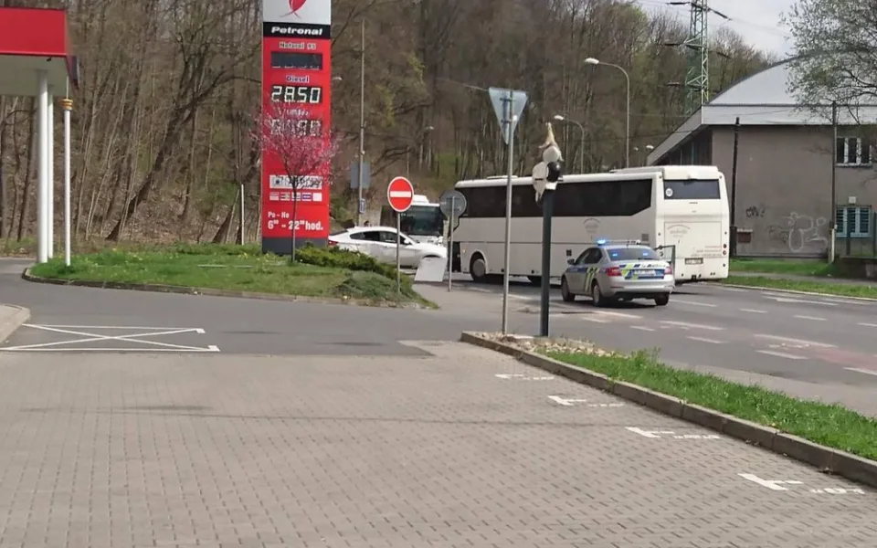 Vyjíždění jednosměrkou se řidiči vymstilo