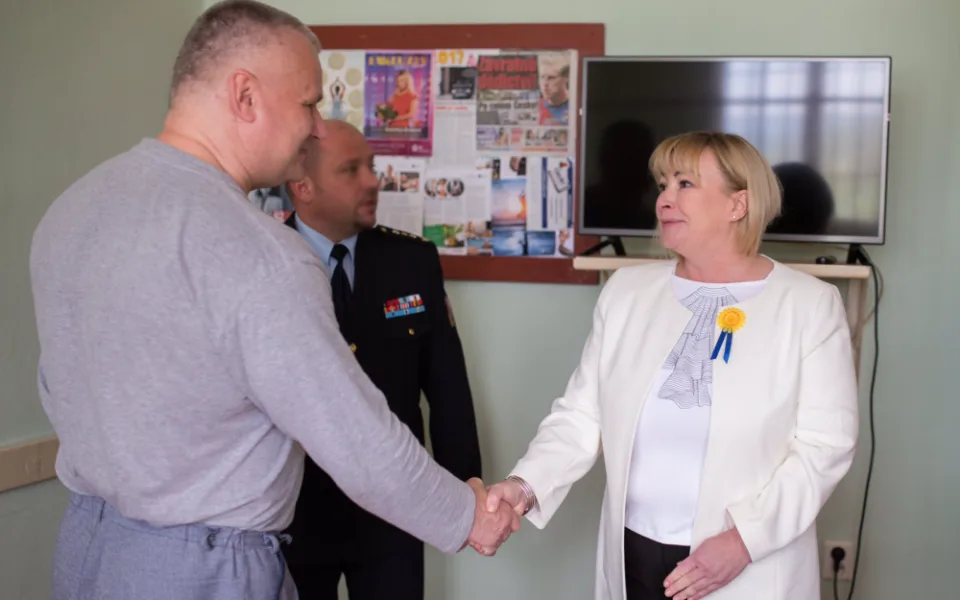 Manželka prezidenta Zemana se v rýnovické věznici setkala s Jiřím Kajínkem
