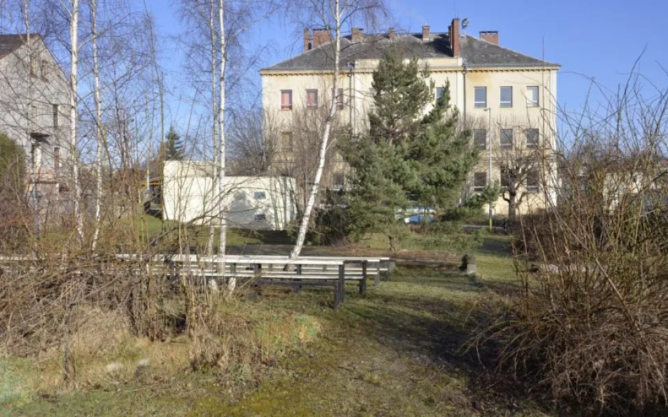 Tady vznikne nové hřiště.