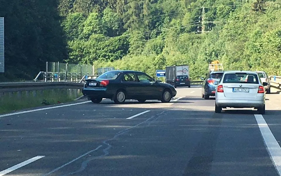 Nehoda osobního automobilu.