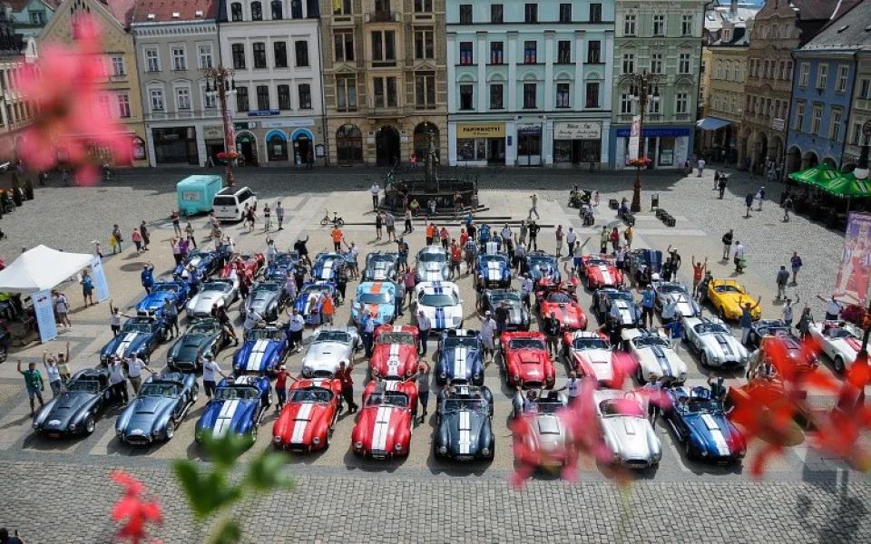 V Liberci si dali dostaveníčko milovníci legendárního vozu AC Cobra.